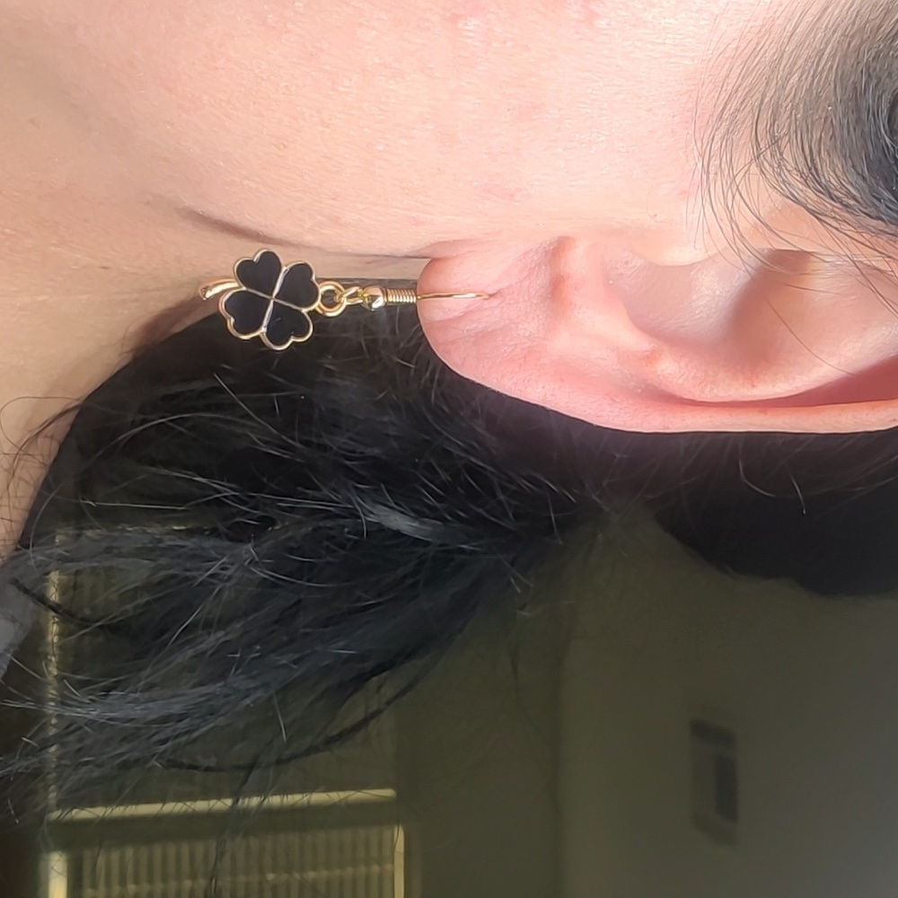 Clover Earrings Gold Tone Black Enamel Brand New Gift Adorable Everyday Casual